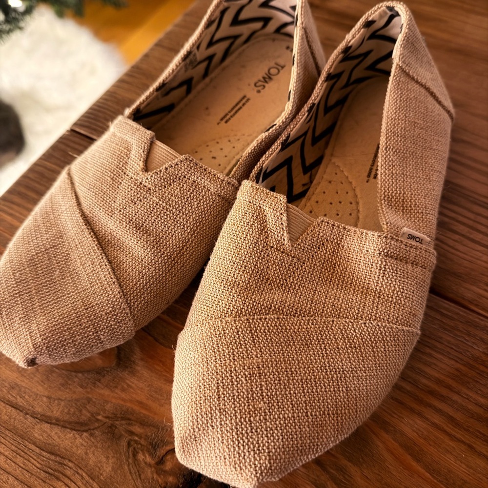 TOMS Classic Beige Canvas Slip-Ons